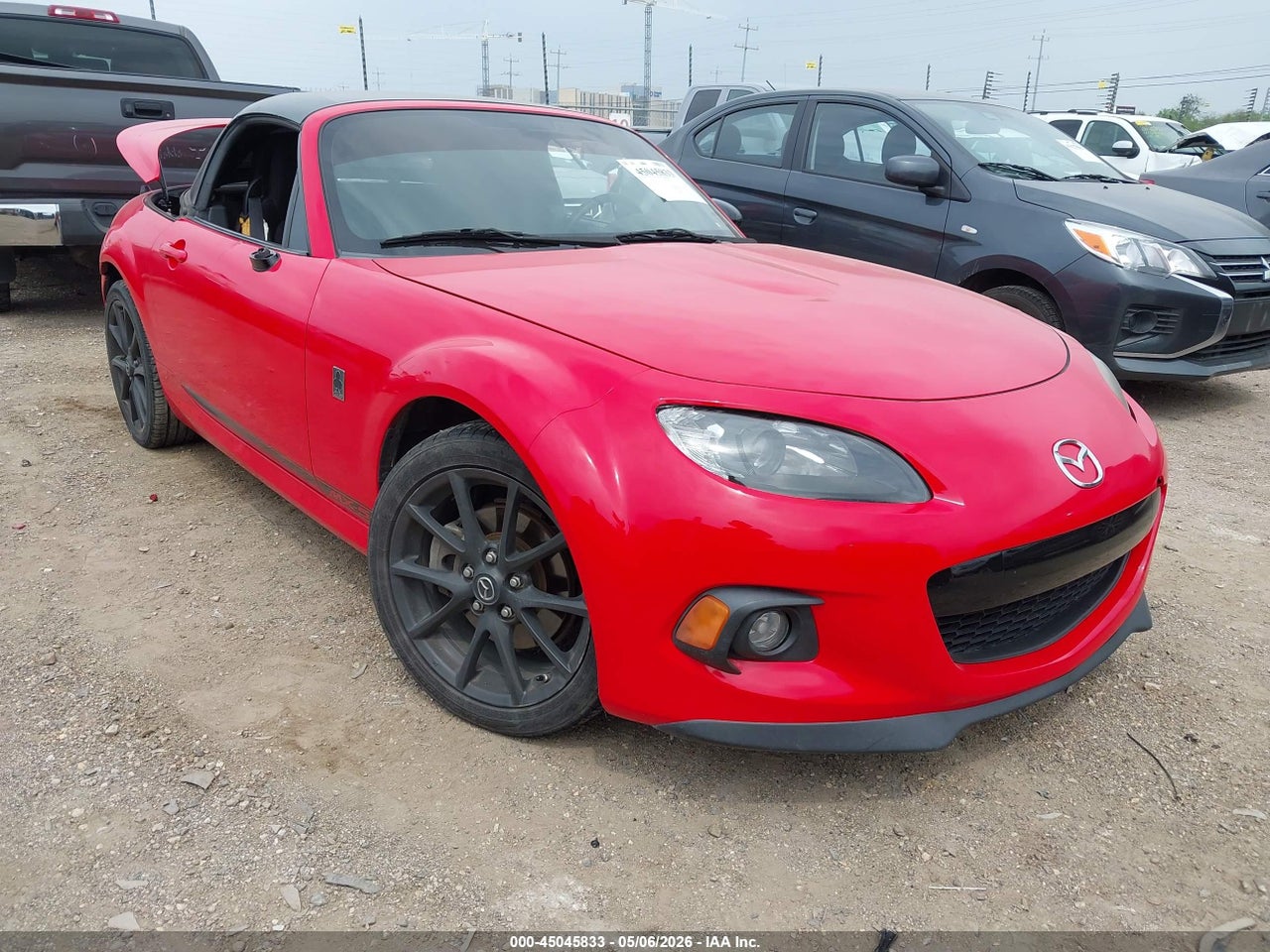 JM1NC2MF7D0****** · 2013 MAZDA MX-5 MIATA CLUB