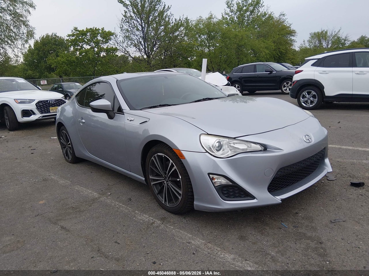 JF1ZNAA1XF8****** · 2015 SCION FR-S