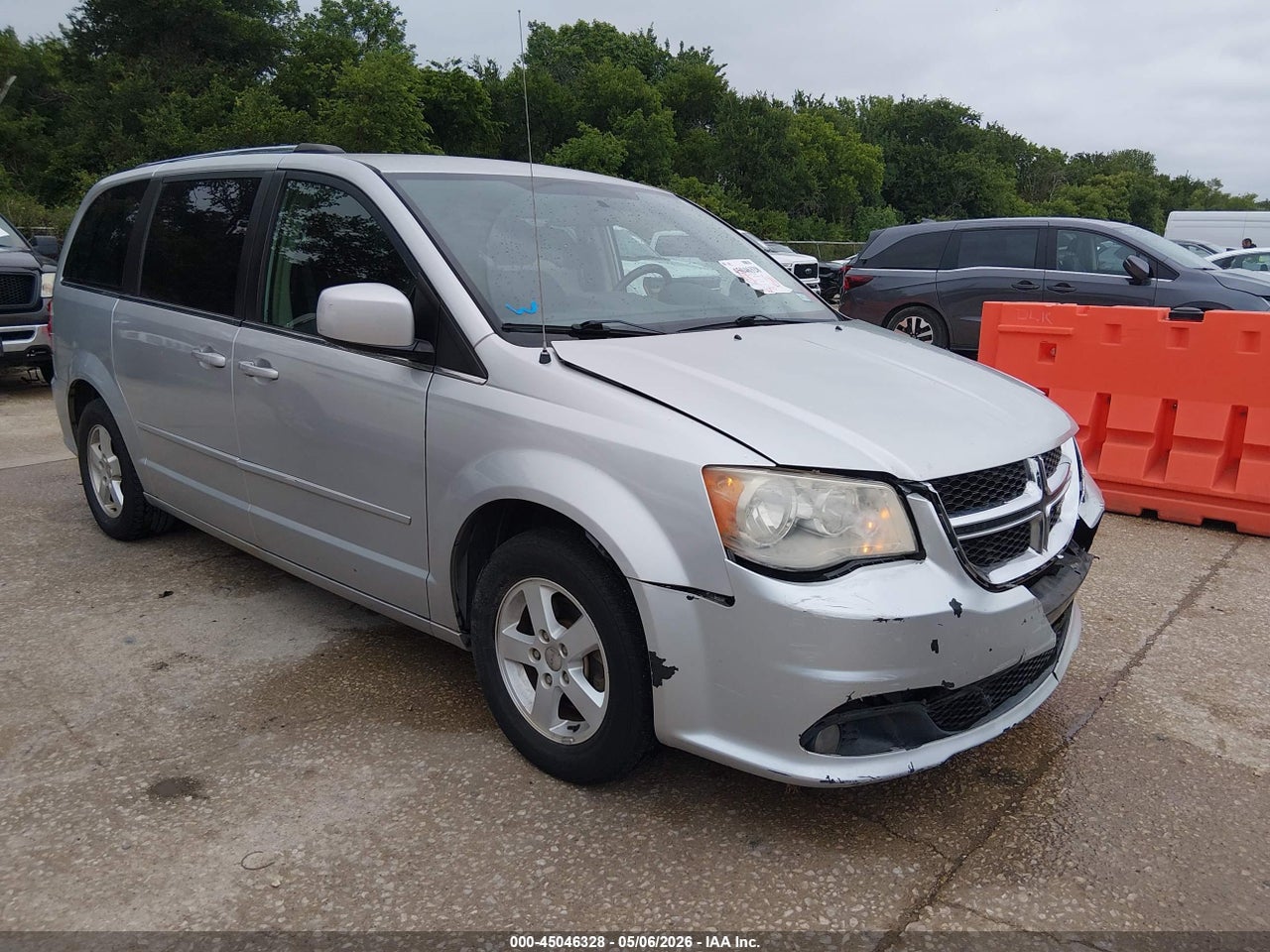 2D4RN5DG9BR****** · 2011 DODGE GRAND CARAVAN CREW