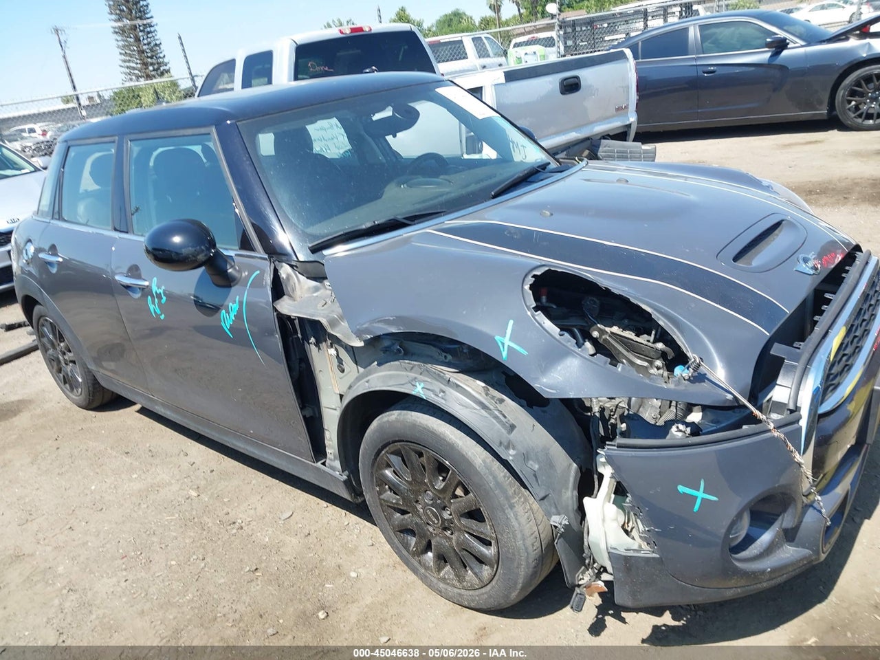 2015 MINI HARDTOP COOPER S · 6/11