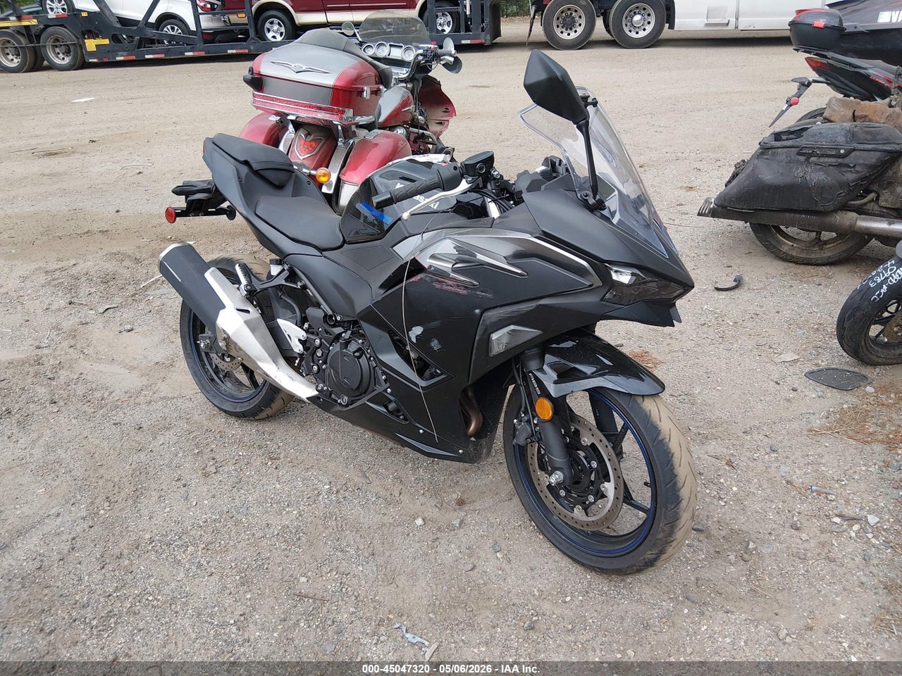 ML5EXGJ17SD****** · 2025 KAWASAKI EX500 A/B