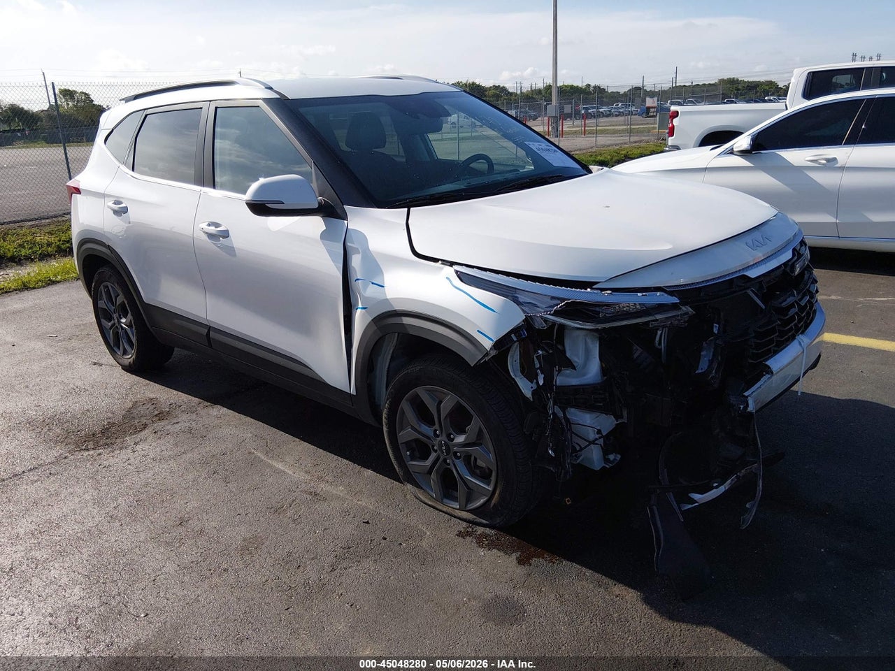 KNDEUCAA2R7****** · 2024 KIA SELTOS S
