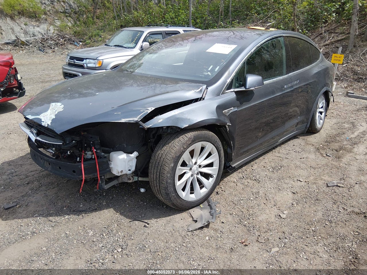 2016 TESLA MODEL X 60D/70D/75D/90D · 2/11
