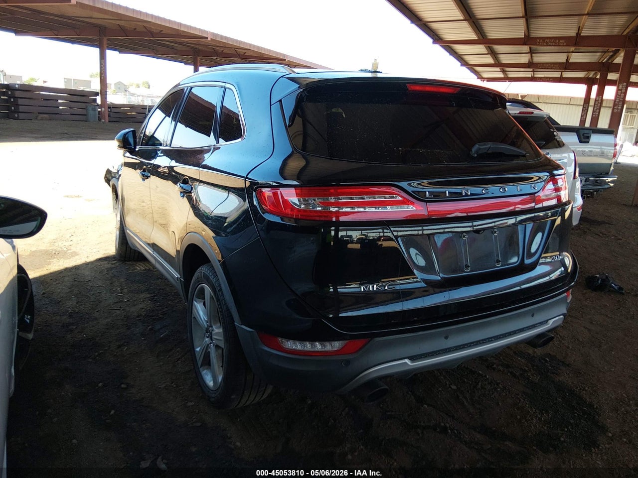 2016 LINCOLN MKC PREMIER · 3/11