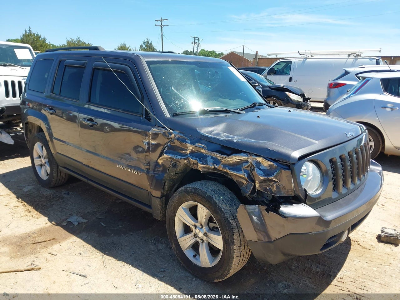 1C4NJRFBXHD****** · 2017 JEEP PATRIOT LATITUDE 4X4