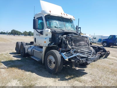 3AKJGEDV7FS****** · 2015 FREIGHTLINER CASCADIA 125