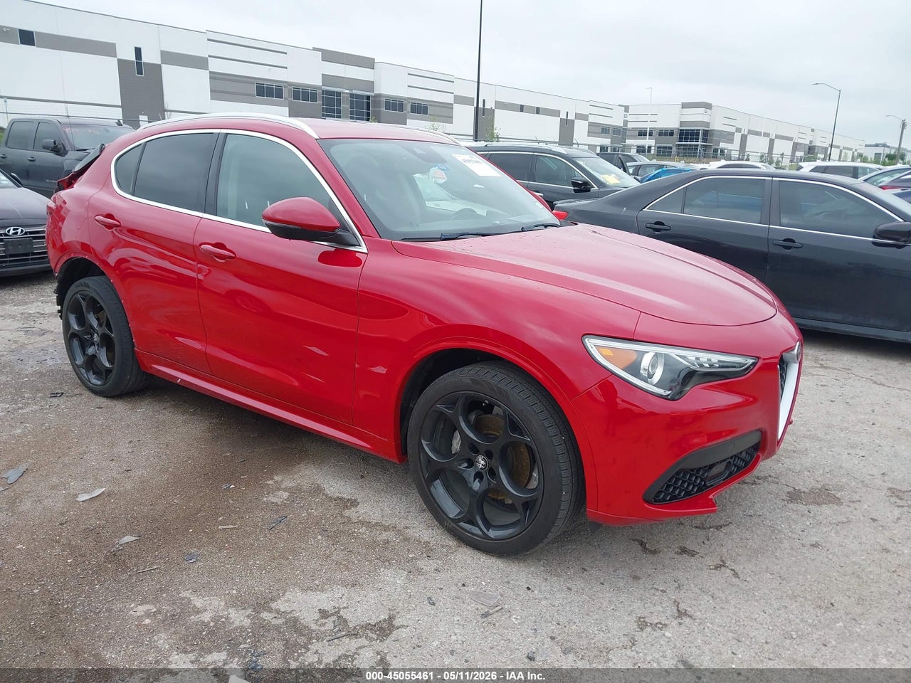 ZASPAKBN7L7****** · 2020 ALFA ROMEO STELVIO TI AWD