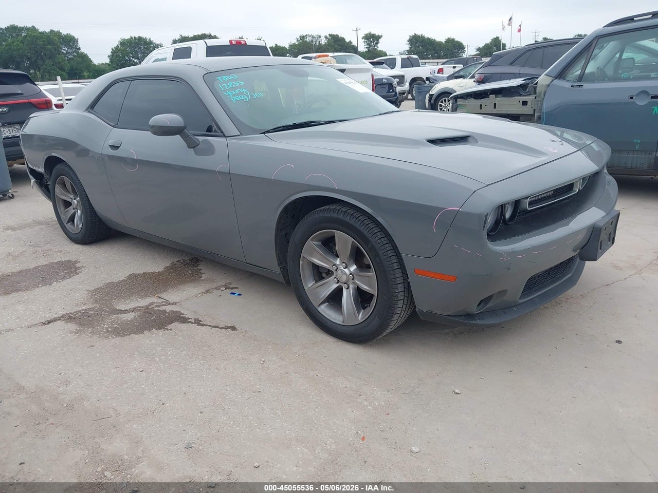2C3CDZAG6KH****** · 2019 DODGE CHALLENGER SXT