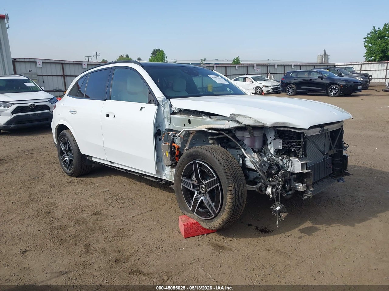 W1NKM5GB2TF****** · 2026 MERCEDES-BENZ GLC 350E 4MATIC