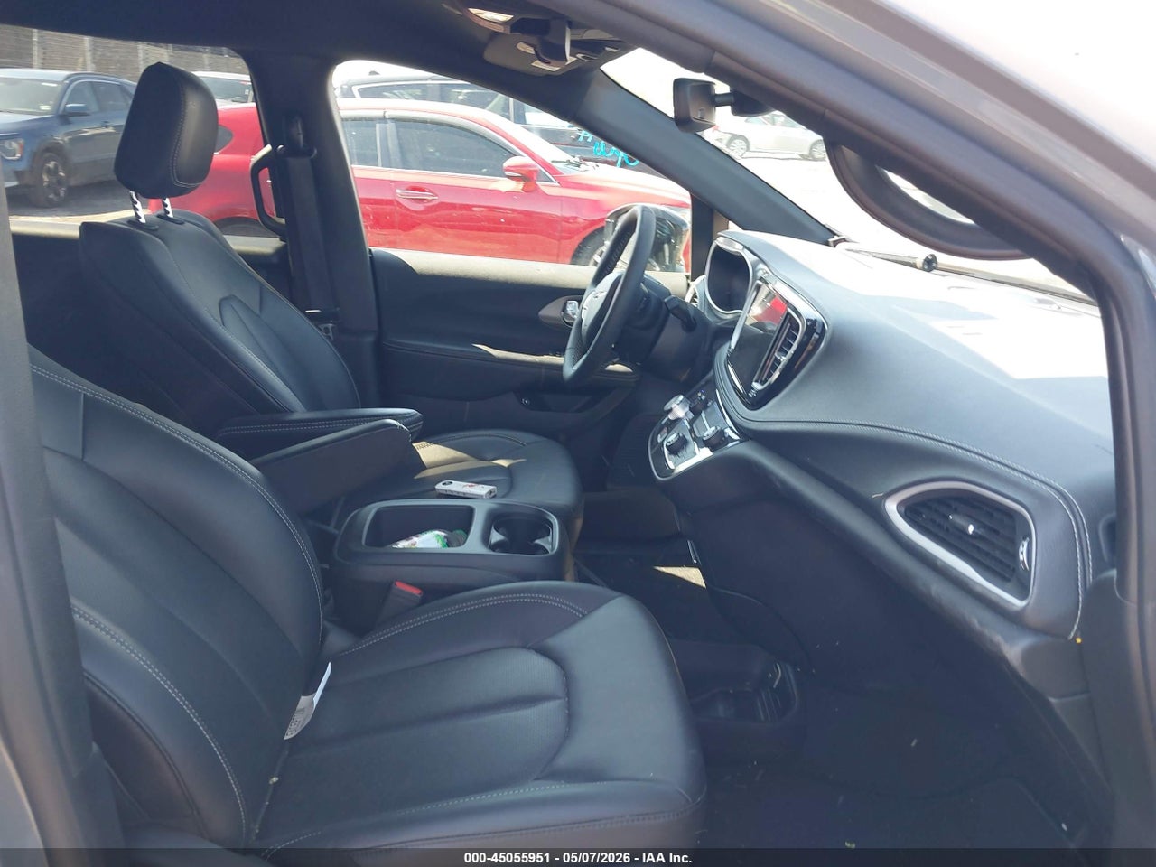 2025 CHRYSLER PACIFICA HYBRID SELECT · 5/11