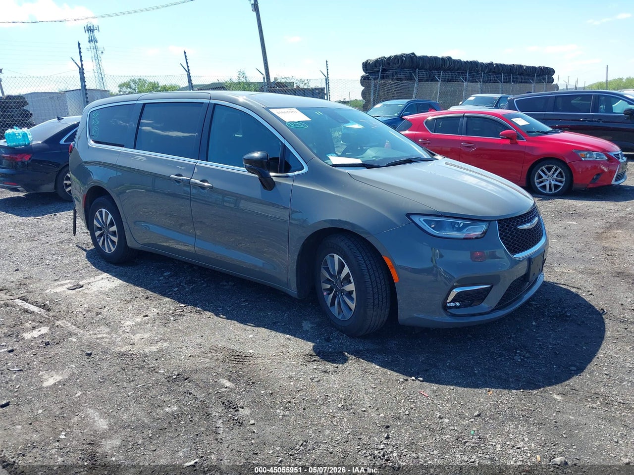 2025 CHRYSLER PACIFICA HYBRID SELECT