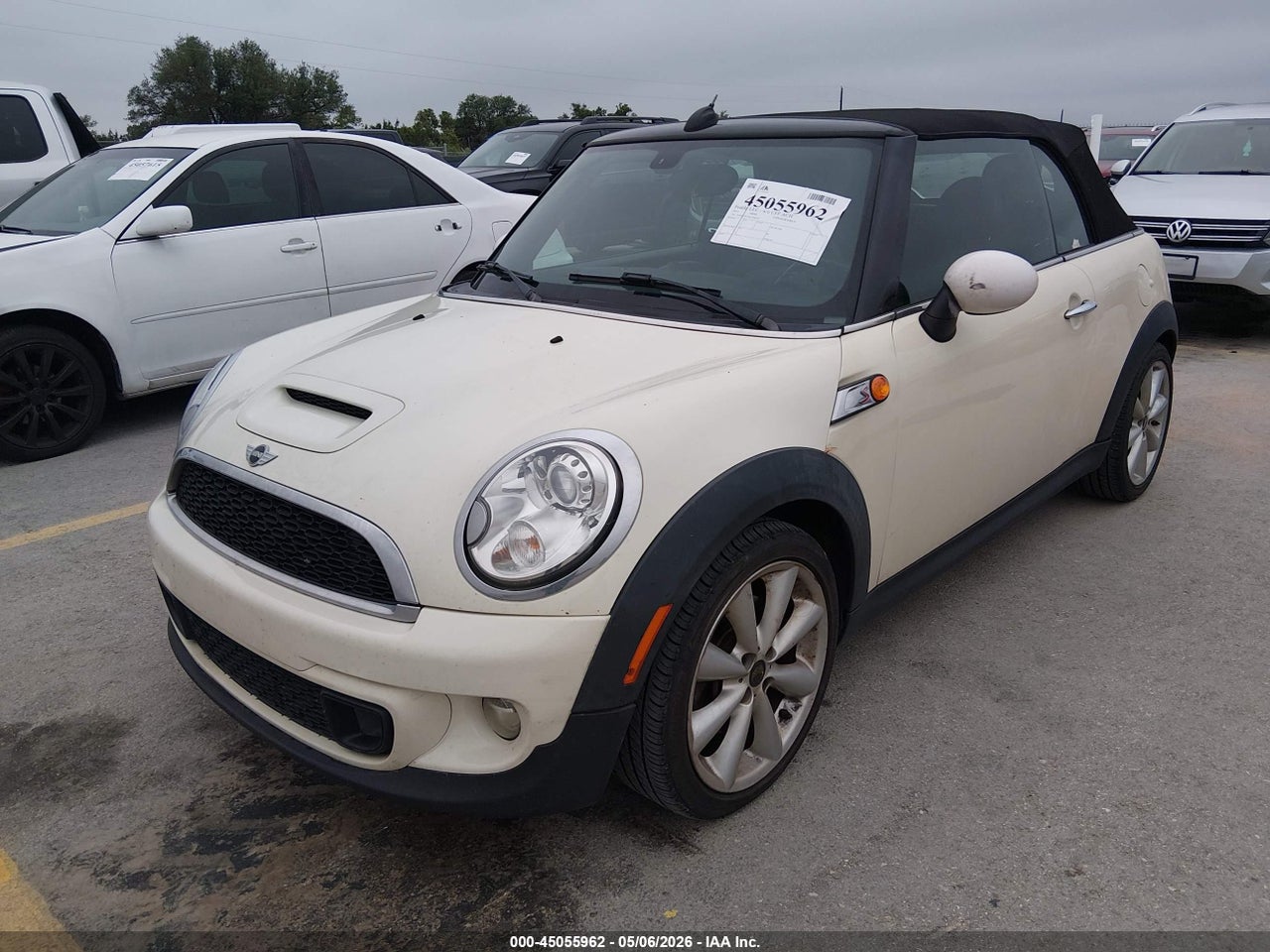2015 MINI CONVERTIBLE COOPER S · 2/11