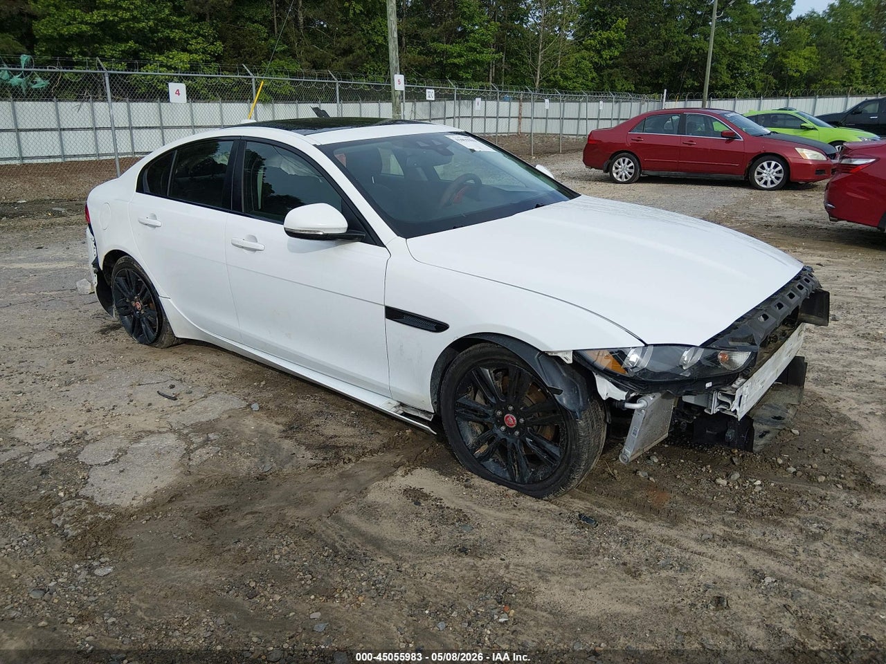 SAJAE4FX1JC****** · 2018 JAGUAR XE 25T PRESTIGE