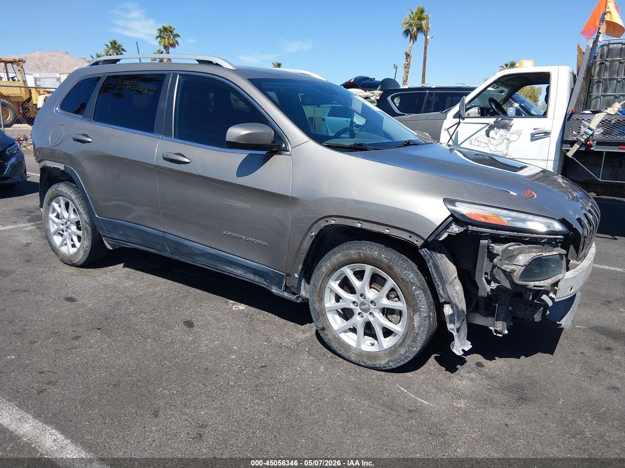 1C4PJLLB7JD****** · 2018 JEEP CHEROKEE LATITUDE PLUS FWD