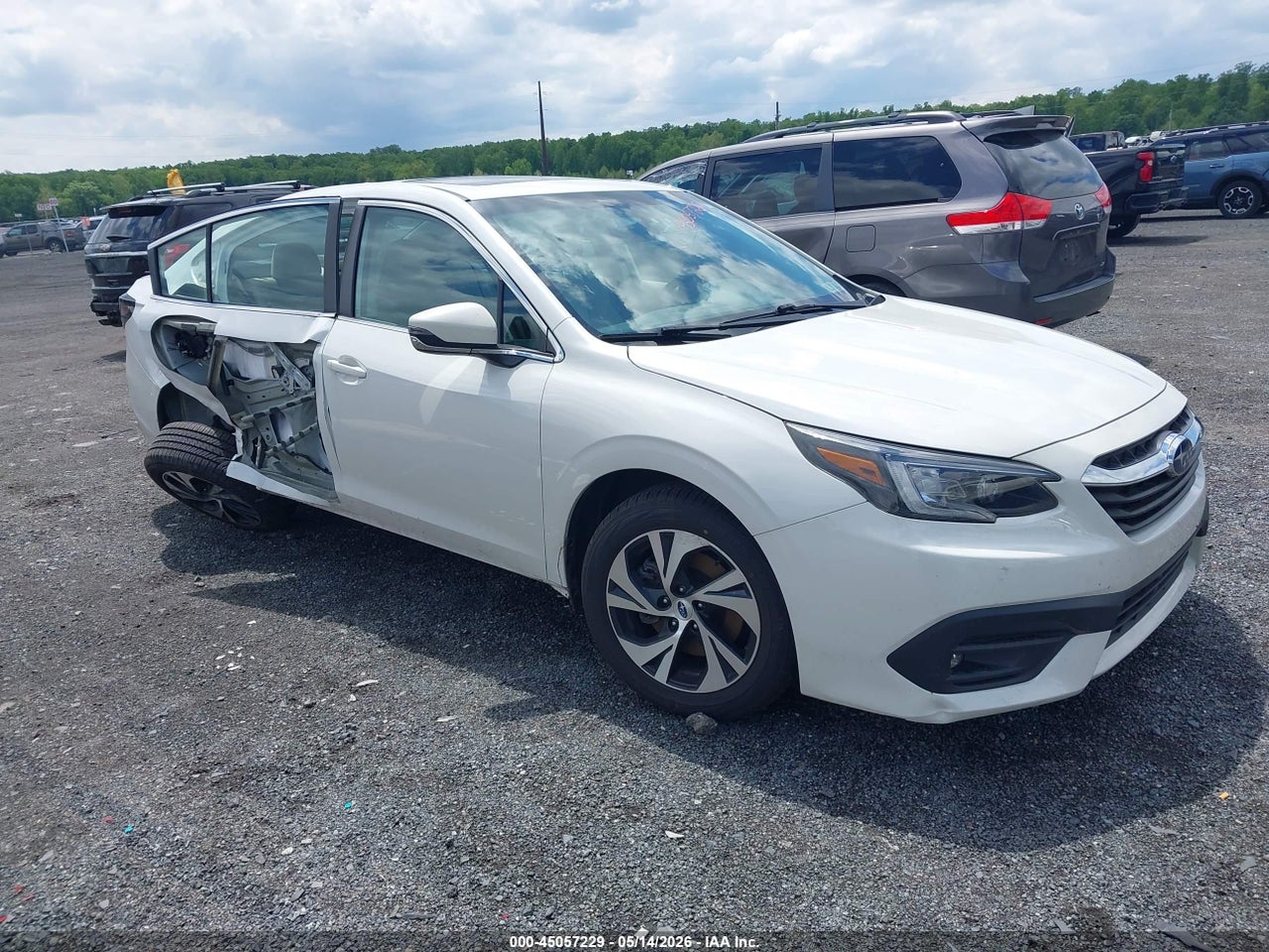 4S3BWAF66N3****** · 2022 SUBARU LEGACY PREMIUM