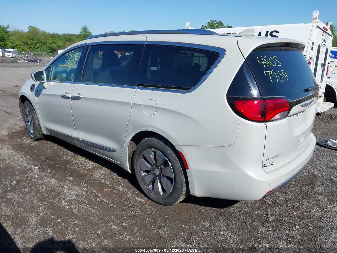 2019 CHRYSLER PACIFICA HYBRID LIMITED · 3/11