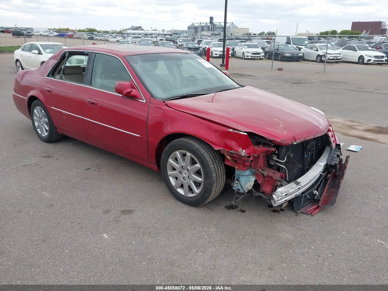 1G6KH5E61BU****** · 2011 CADILLAC DTS PREMIUM COLLECTION