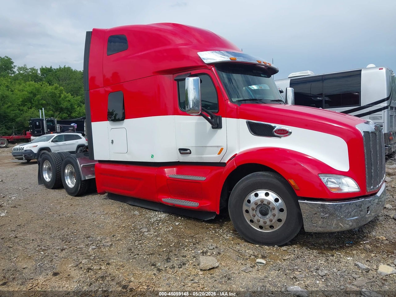 1XPBD49X4MD****** · 2021 PETERBILT 579