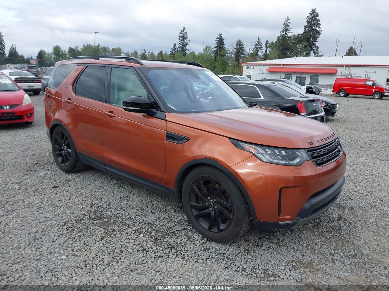 SALRHBBV1HA****** · 2017 LAND ROVER DISCOVERY HSE LUXURY