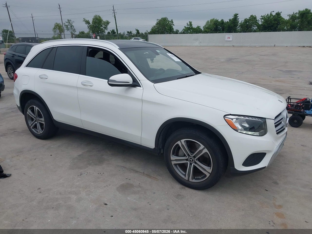 WDC0G4JB9KV****** · 2019 MERCEDES-BENZ GLC 300