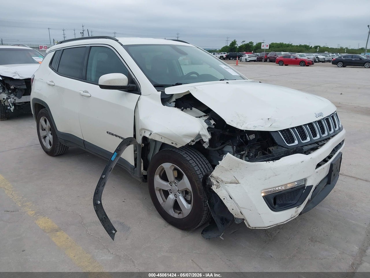3C4NJCBB1MT****** · 2021 JEEP COMPASS LATITUDE FWD