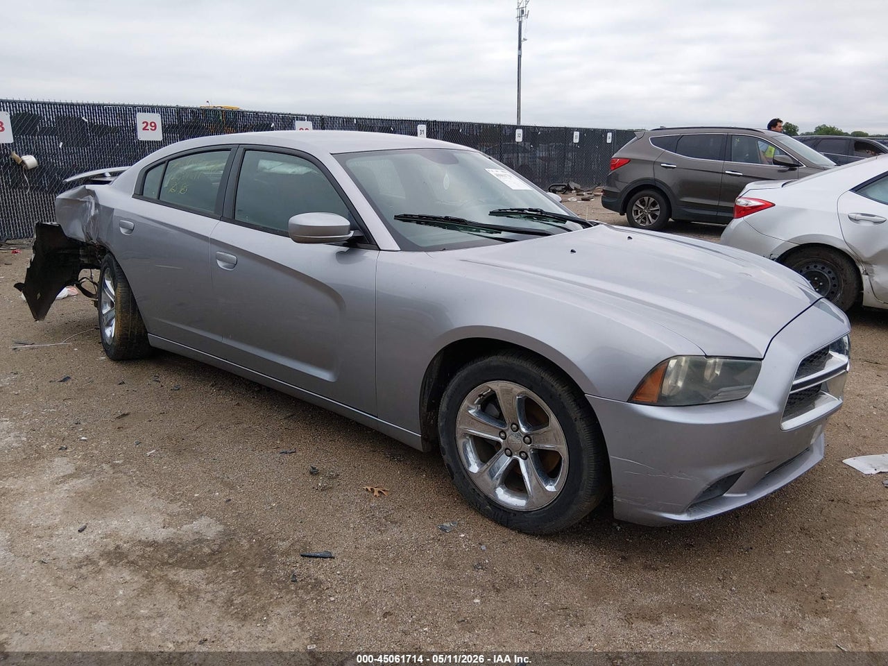 2C3CDXBG3DH****** · 2013 DODGE CHARGER SE