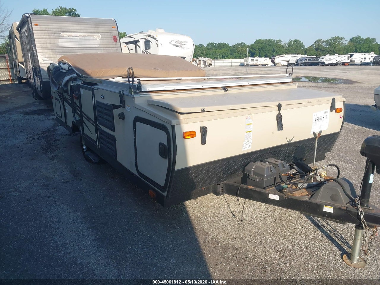 4X4CPRY11GD****** · 2016 FOREST RIVER ROCKWOOD
