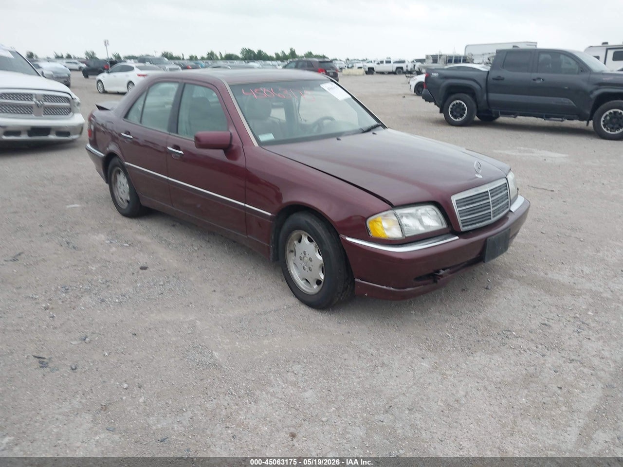 WDBHA23G8WA****** · 1998 MERCEDES-BENZ C 230