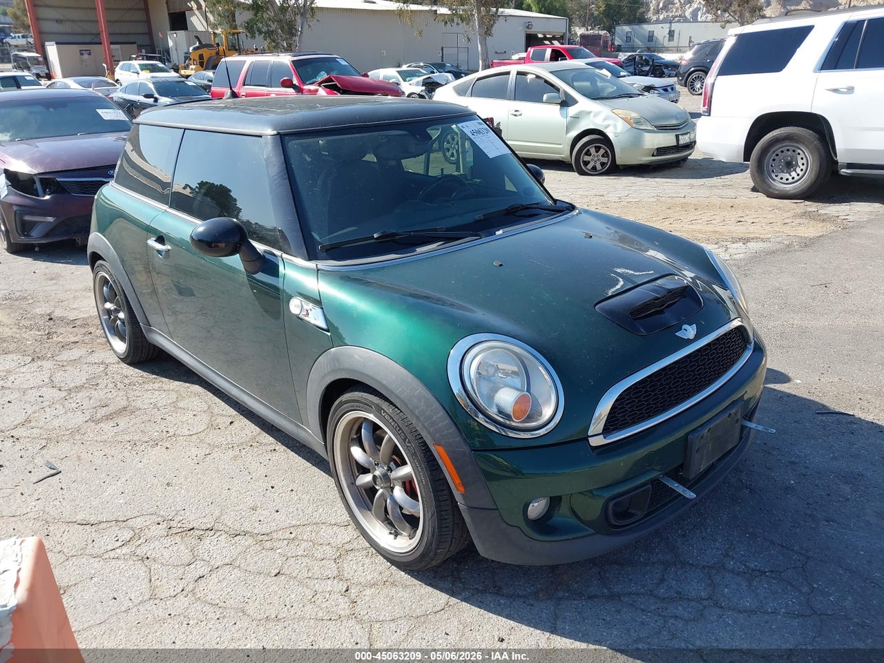 WMWSV3C56BT****** · 2011 MINI COOPER S