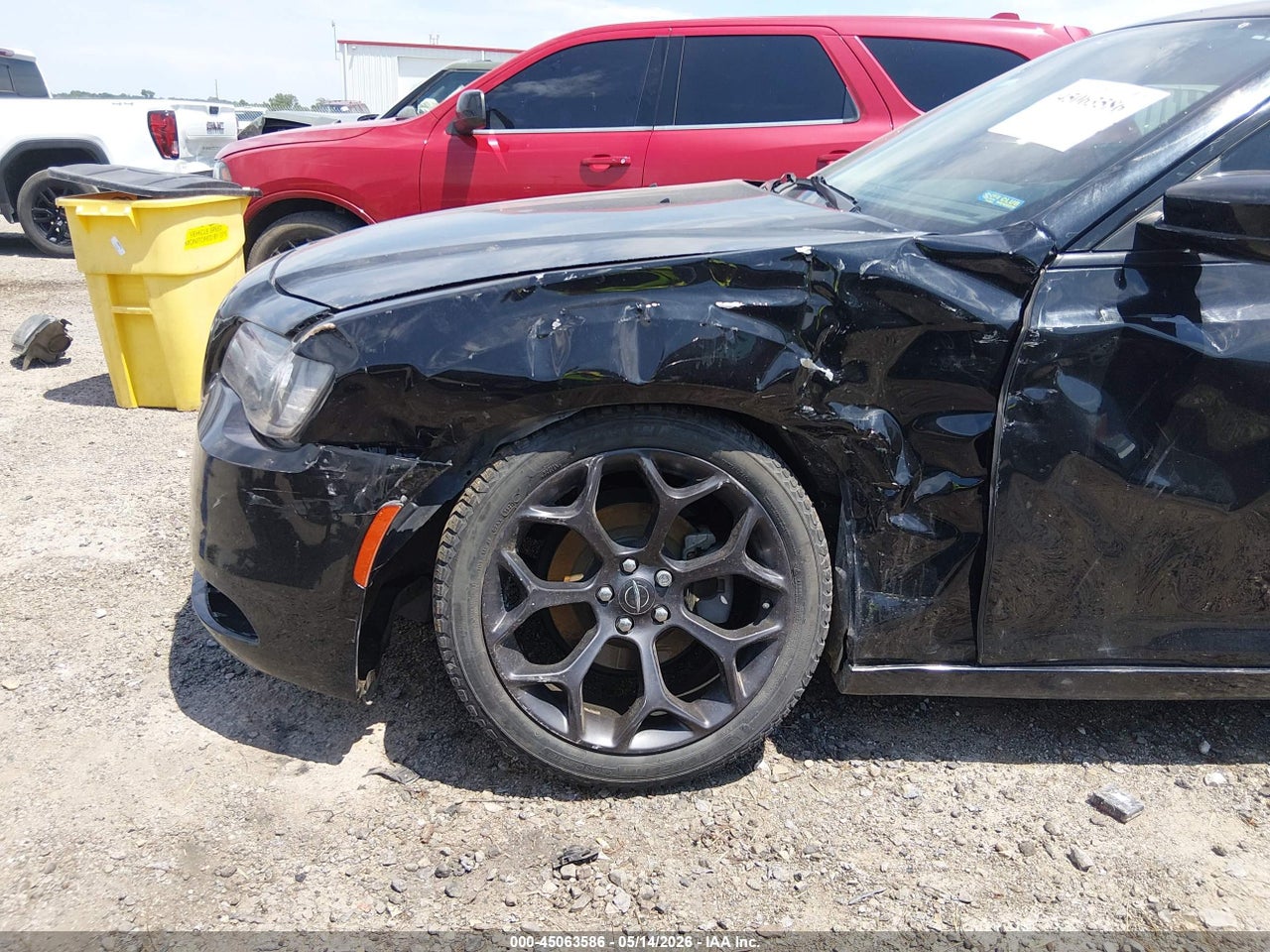 2020 CHRYSLER 300 TOURING · 6/11