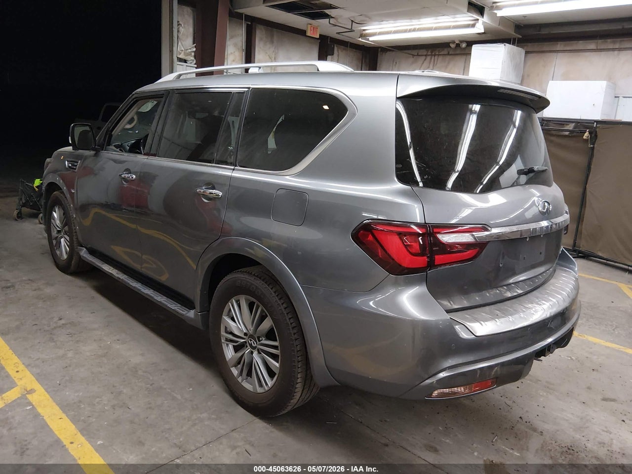2020 INFINITI QX80 LUXE · 3/11