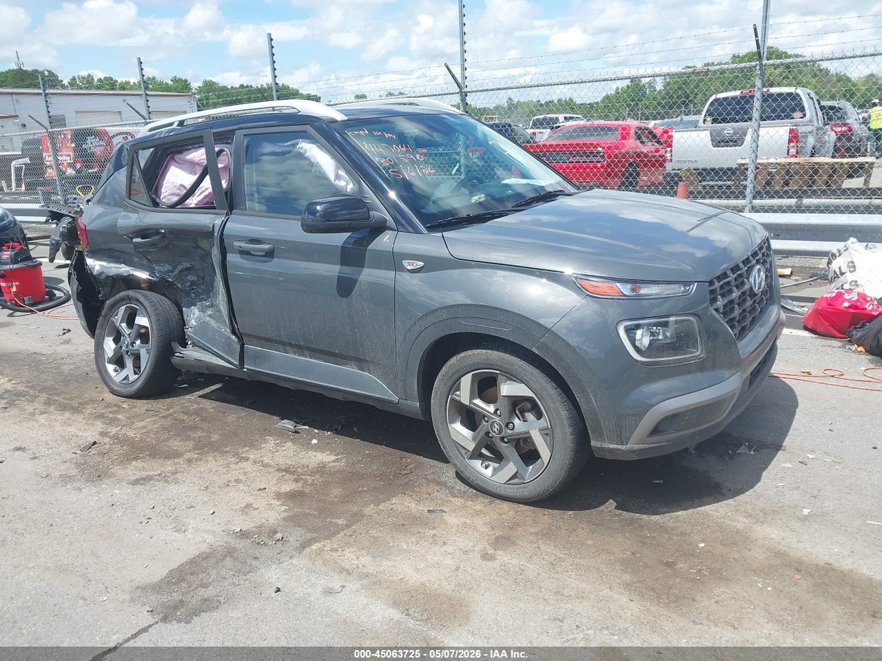 KMHRC8A36RU****** · 2024 HYUNDAI VENUE LIMITED