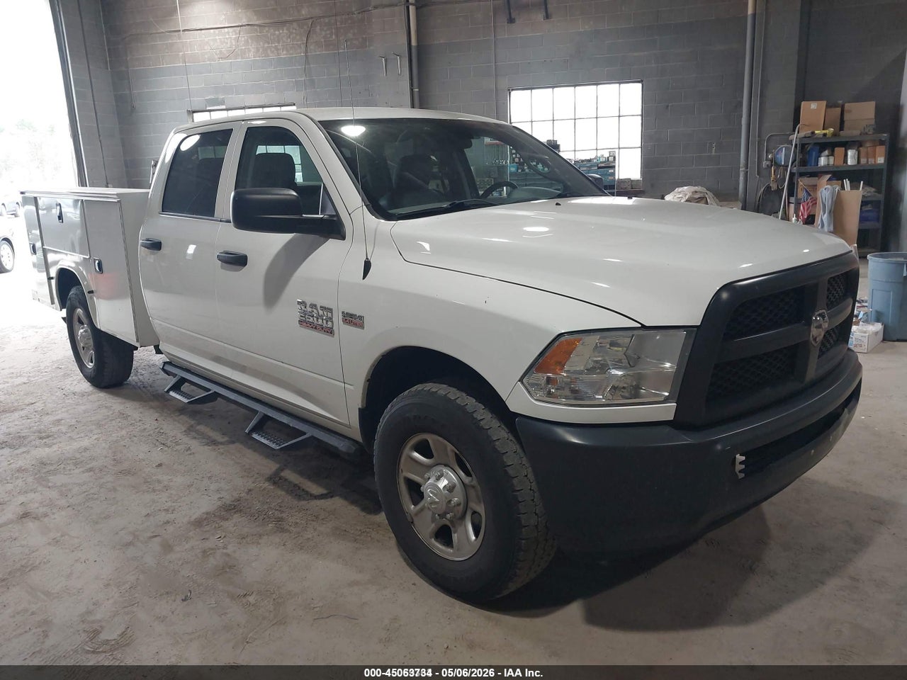 3C7WR4HJ1HG****** · 2017 RAM 2500 TRADESMAN  4X2 8' BOX
