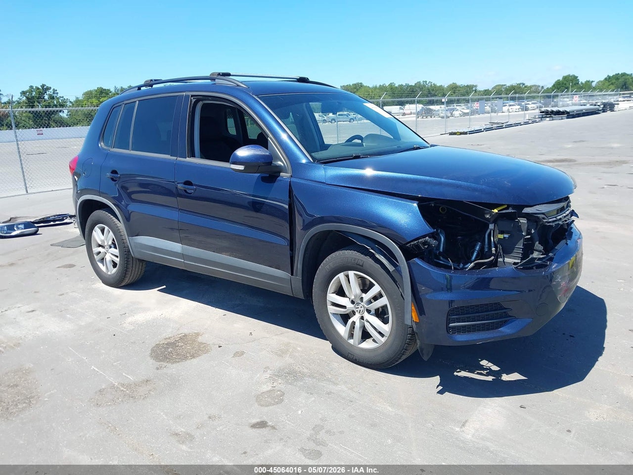 WVGAV7AX3FW****** · 2015 VOLKSWAGEN TIGUAN S