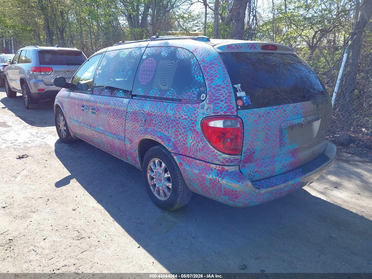 2002 CHRYSLER TOWN &amp; COUNTRY LX · 3/11