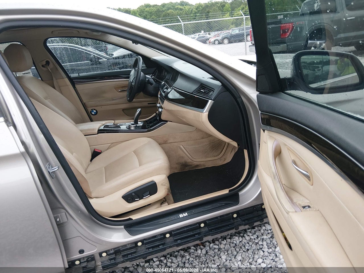 2014 BMW 528I   · 5/11