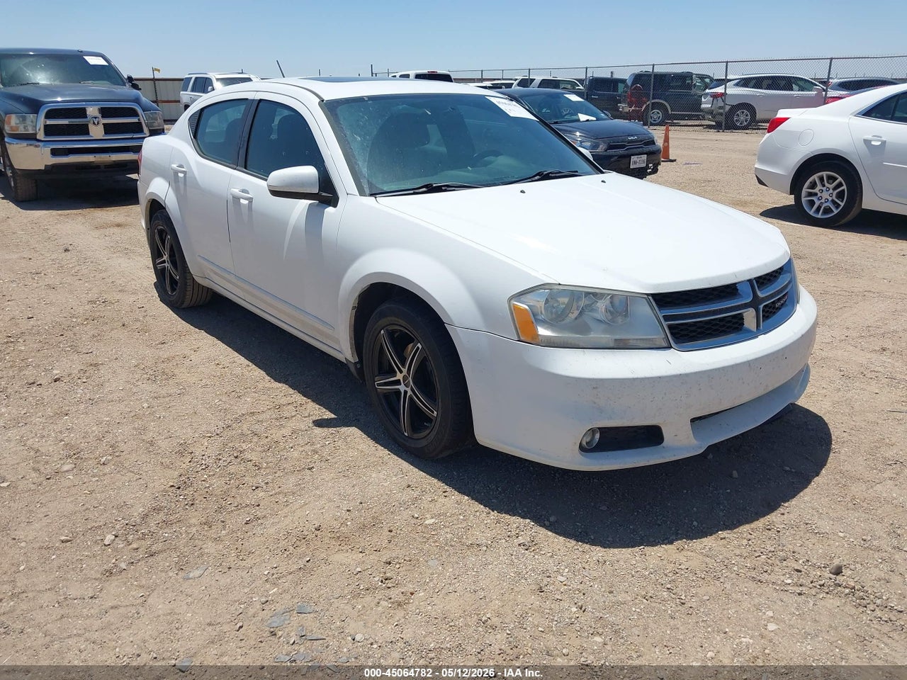 1C3CDZCG4DN****** · 2013 DODGE AVENGER SXT