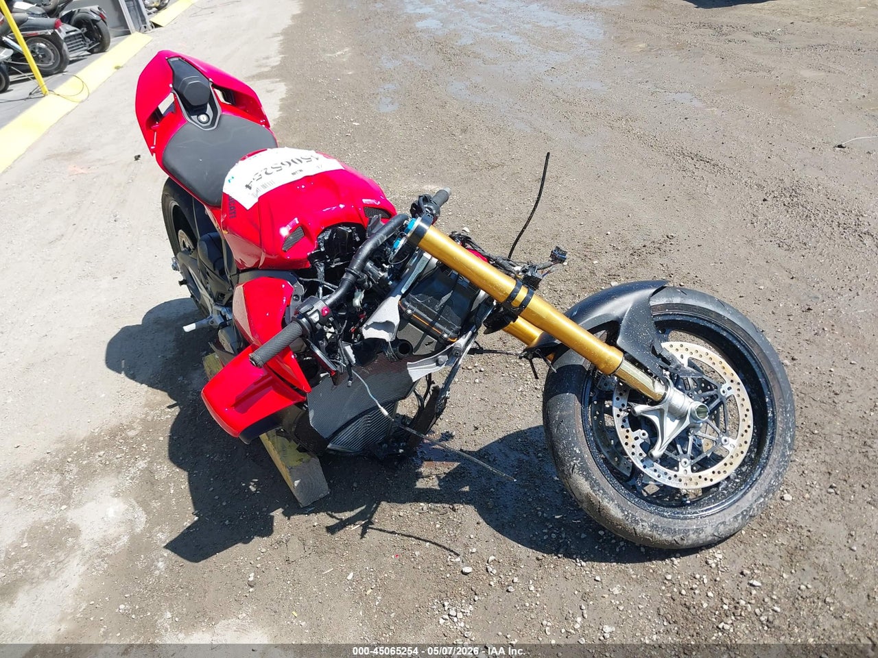 ZDMFAK6W0TB****** · 2026 DUCATI STREETFIGHTER V4/V4S