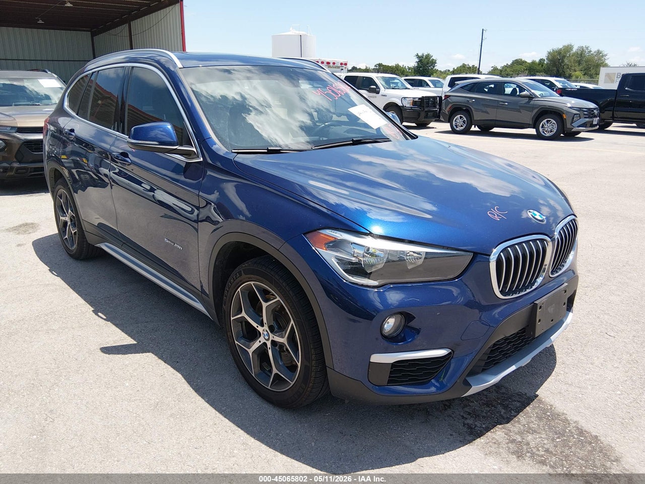 WBXHU7C30J5****** · 2018 BMW X1 SDRIVE28I