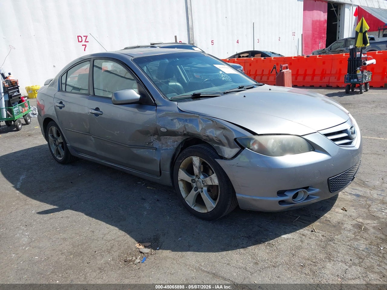 JM1BK323041****** · 2004 MAZDA MAZDA3 S