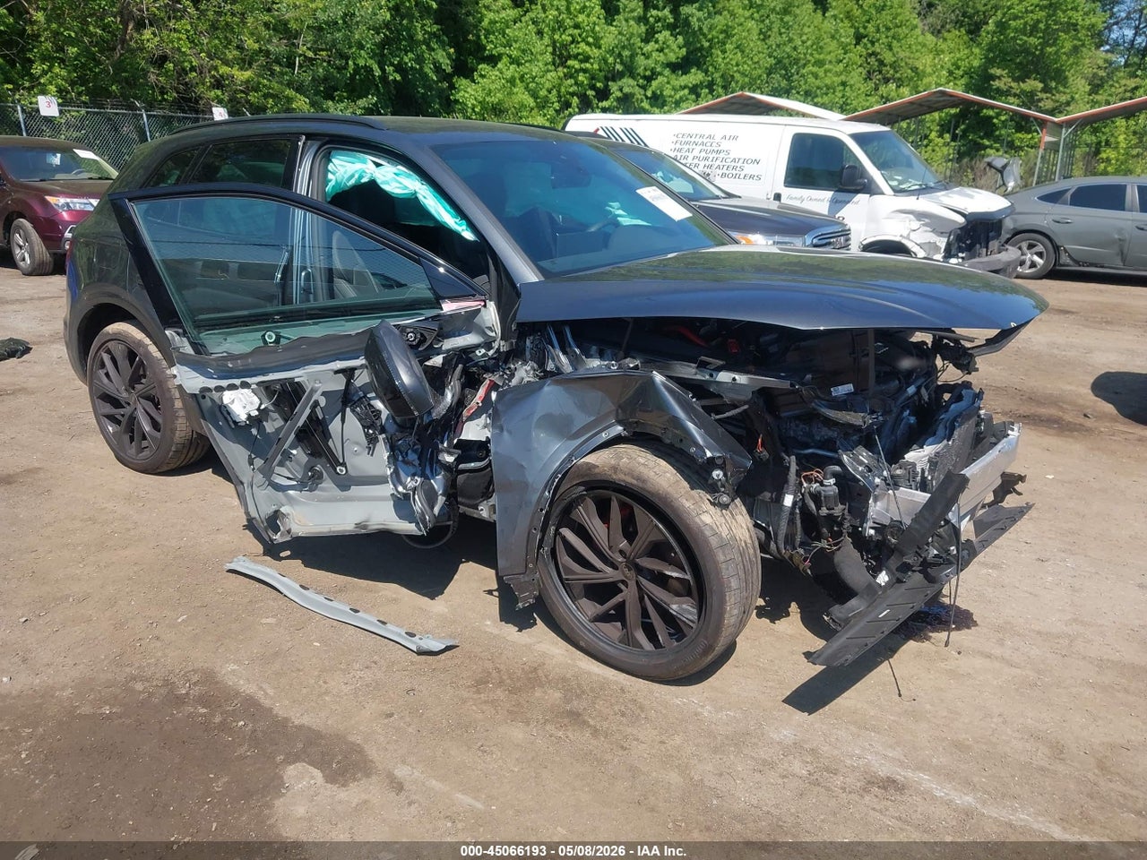 WA1B4AFY6S2****** · 2025 AUDI SQ5 PREMIUM PLUS TFSI QUATTRO TIPTRONIC