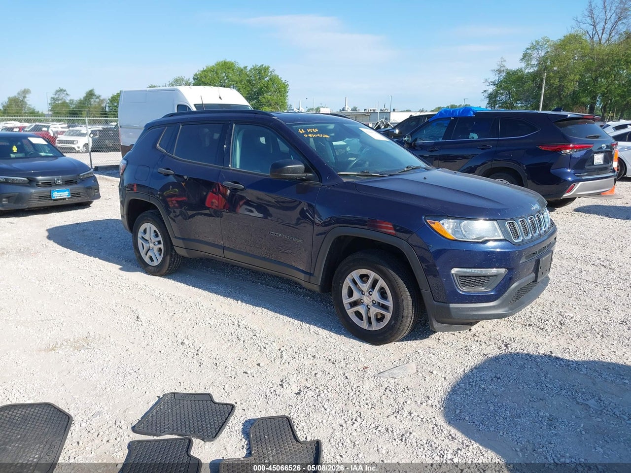 3C4NJDAB7JT****** · 2018 JEEP COMPASS SPORT 4X4