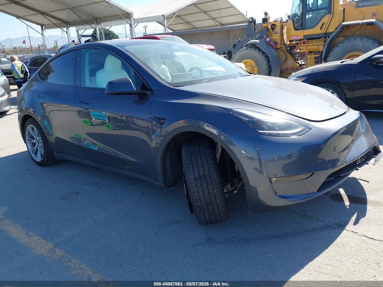 7SAYGDED7PF****** · 2023 TESLA MODEL Y RWD