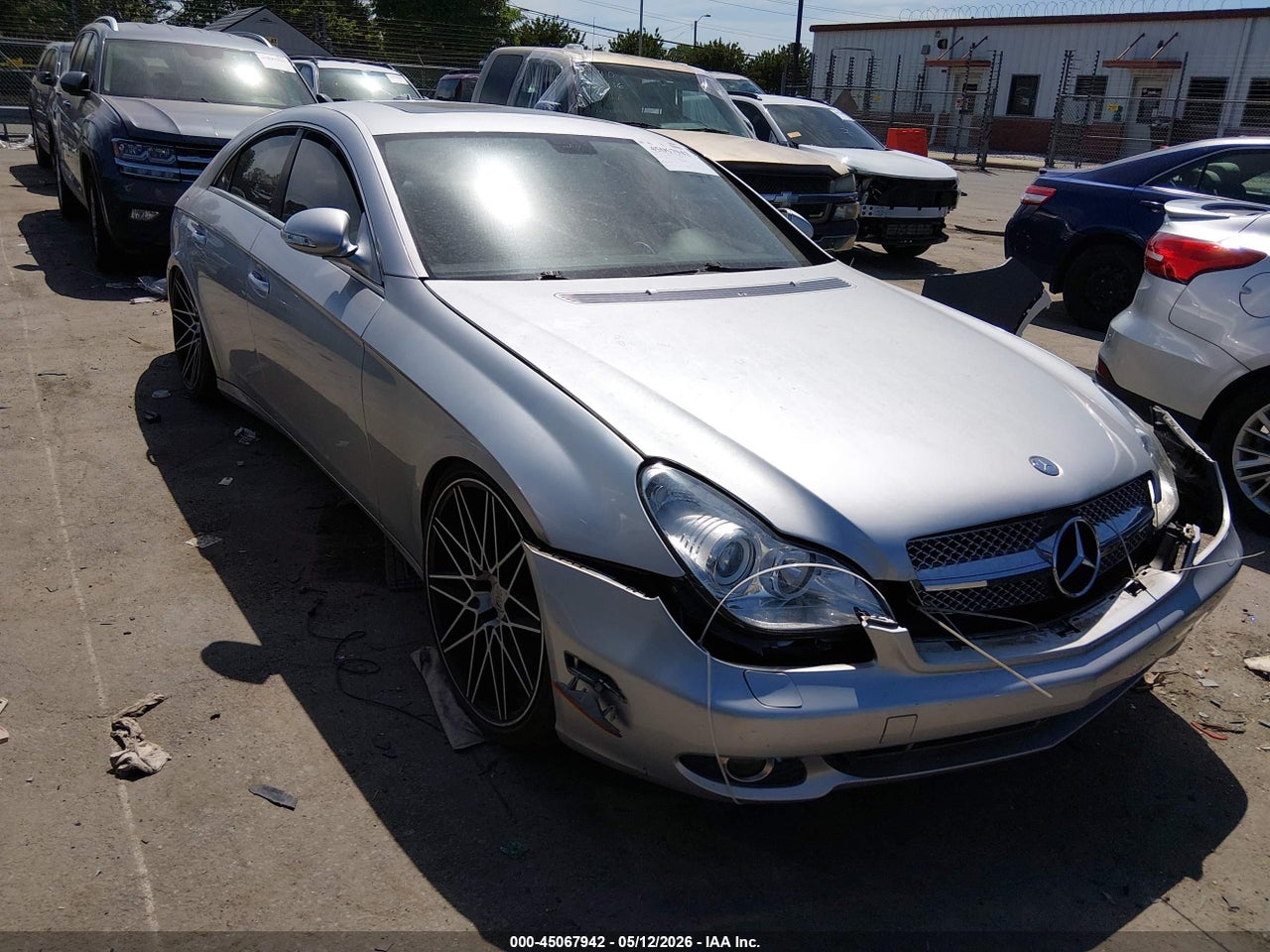 WDDDJ72X08A****** · 2008 MERCEDES-BENZ CLS 550