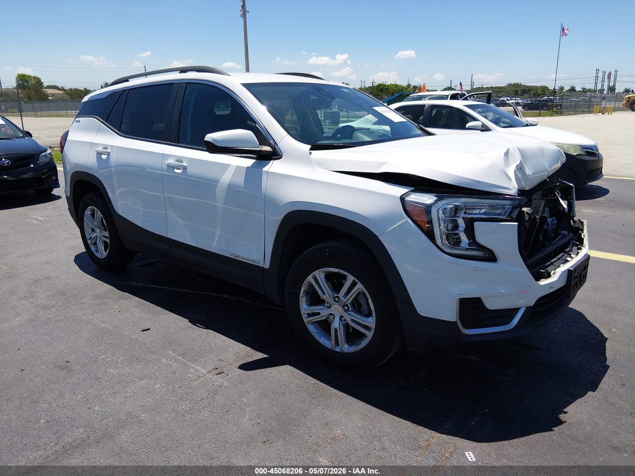 3GKALTEV1NL****** · 2022 GMC TERRAIN AWD SLE