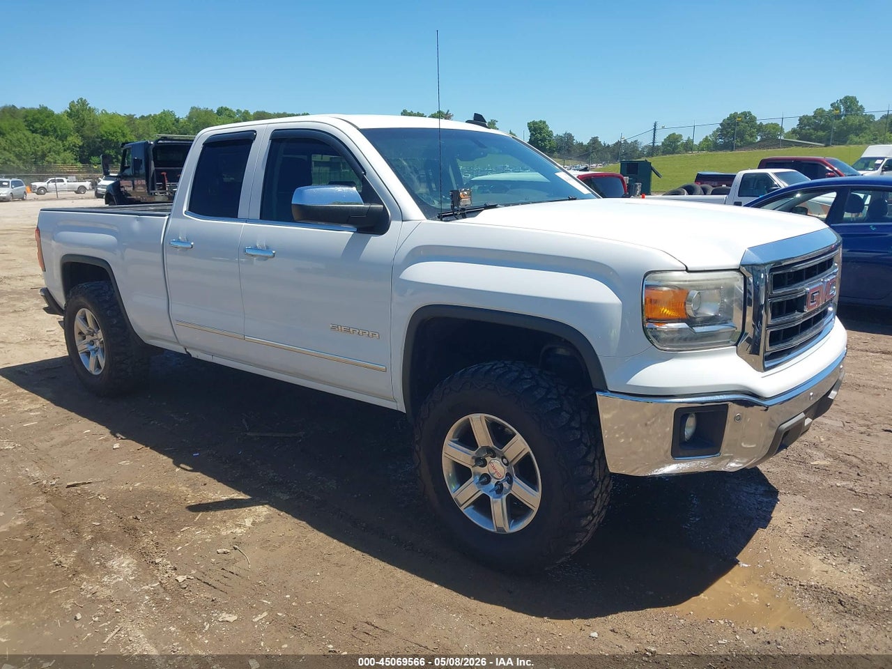 1GTV2VEC2FZ****** · 2015 GMC SIERRA 1500 SLT