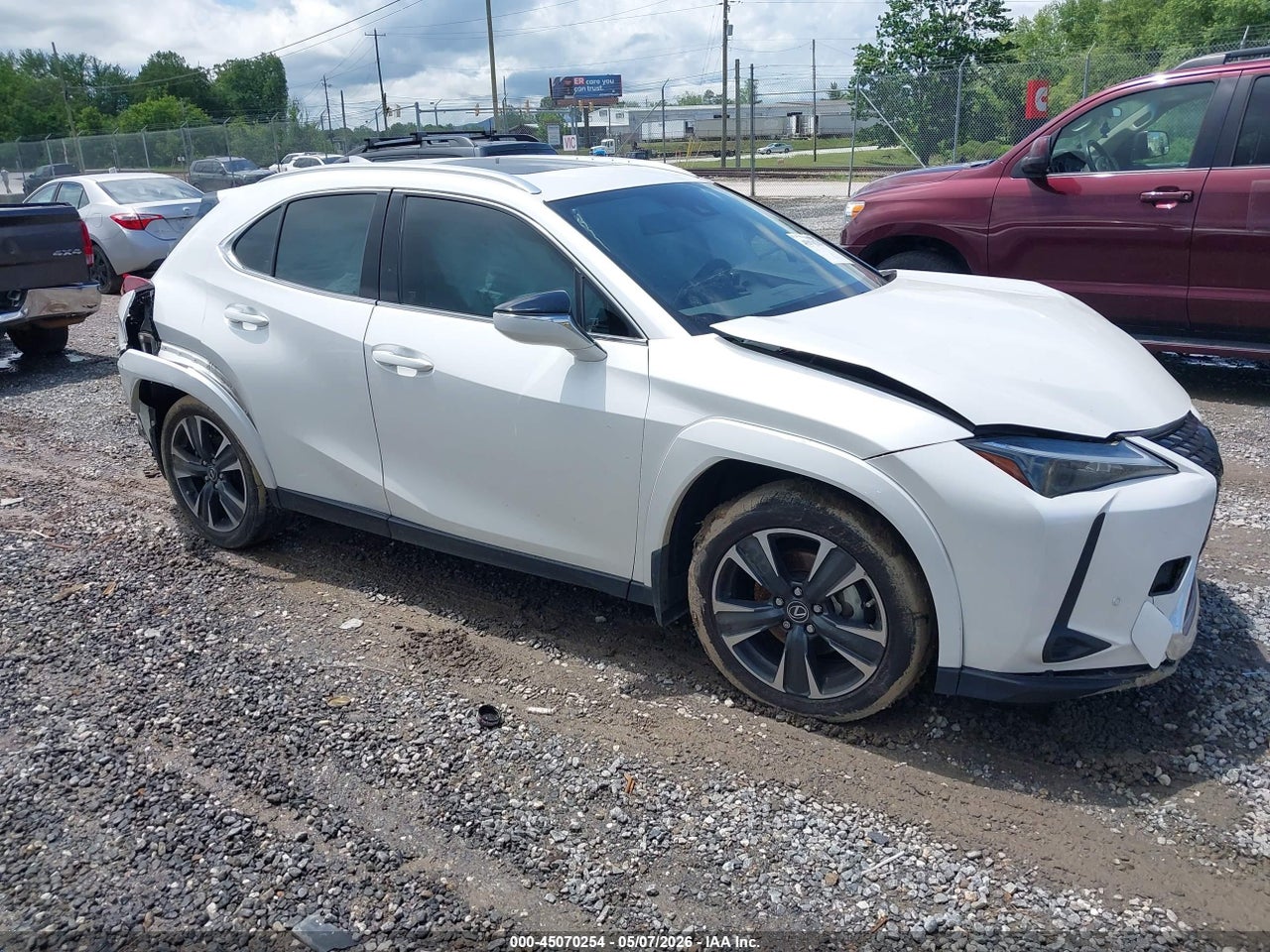 JTHP6JBH0P2****** · 2023 LEXUS UX 250H PREMIUM