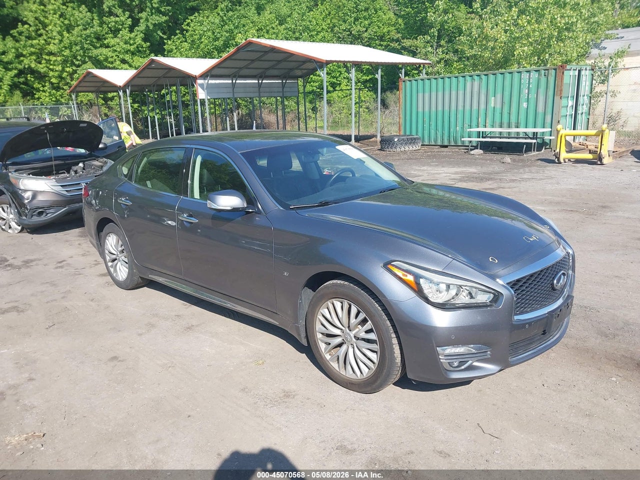 JN1BY1PR2GM****** · 2016 INFINITI Q70L 3.7X