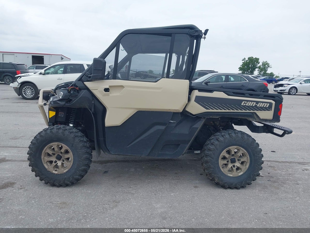 2025 CAN-AM DEFENDER LIMITED CAB HD10 · 2/11