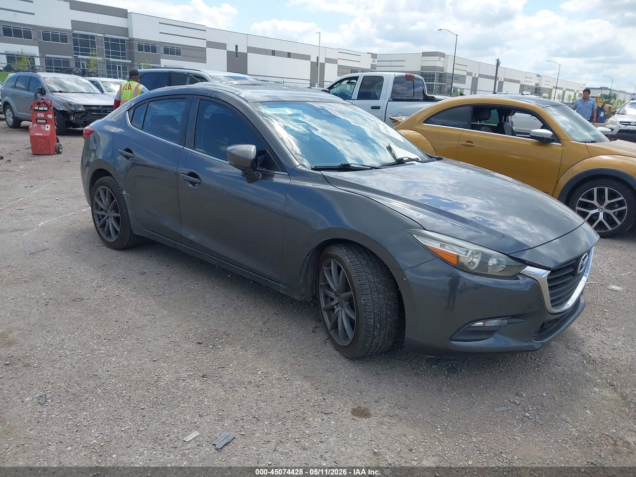 JM1BN1V70H1****** · 2017 MAZDA MAZDA3 TOURING
